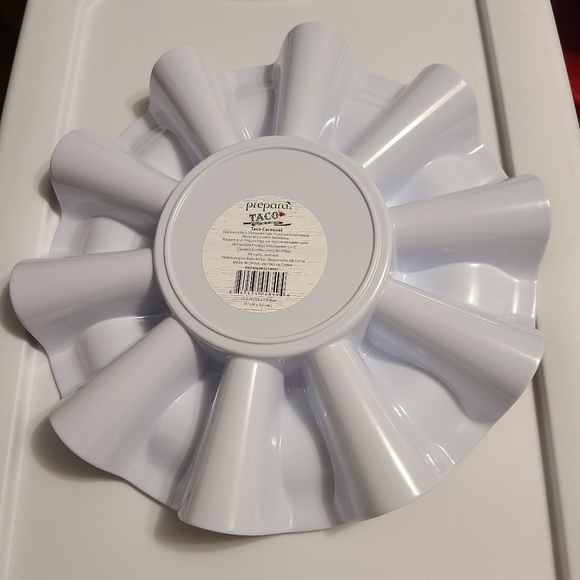 Prepara Taco Holder Carousel Stand - Melamine dish - Holds 10 Tacos - Picture 3 of 8